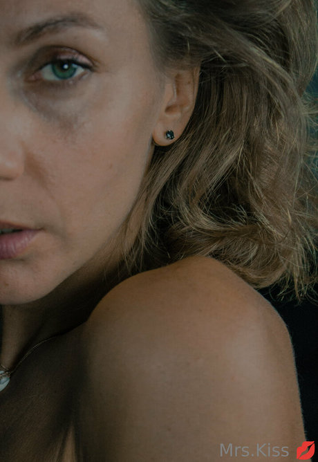 mrs kissvhs nudes pornstar img