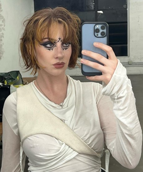 petite slut onlyfans pornographic pictures