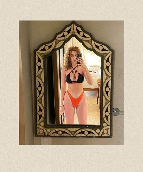 Tati Bruening model sexy images