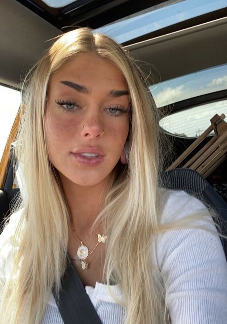 Rylee Pattersun hd pornstar gallery