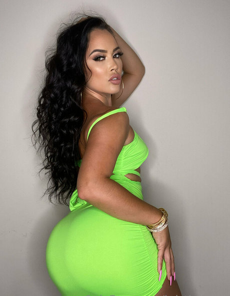 thigh high boots onlyfans art naked pics