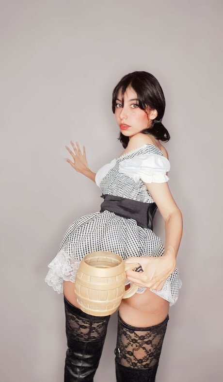 Lilywaifu free pornstar photo