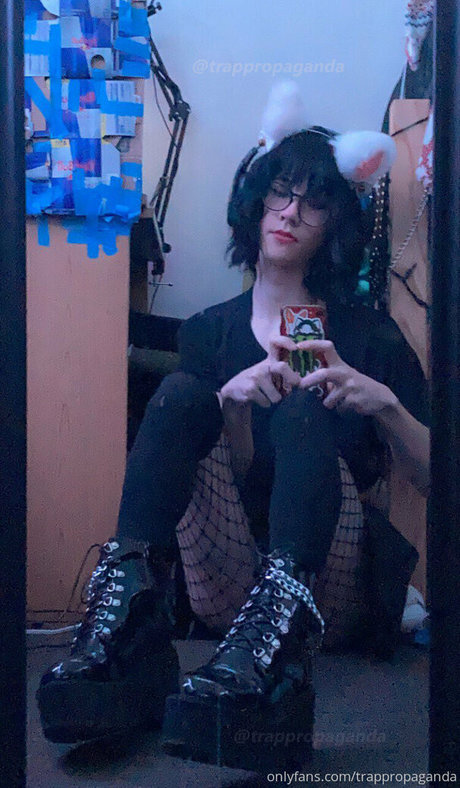 clairity model nice images