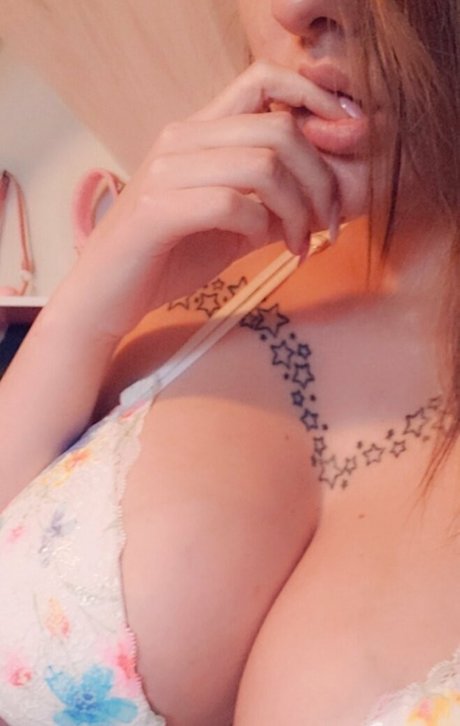 lizzie lust sexy model images