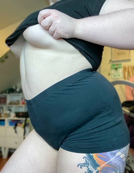 misslolaluxxxfree exclusive model galleries