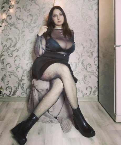 Malinka star sexy galleries