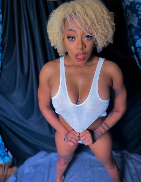 leairis3 high quality actress pictures