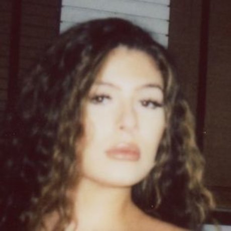 Officialzoerenea model sexy image