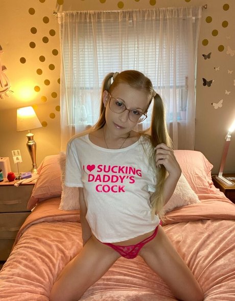 rosalieduthe star sexy img