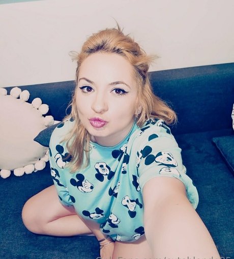 cuteblonde85 pornstar nude pics