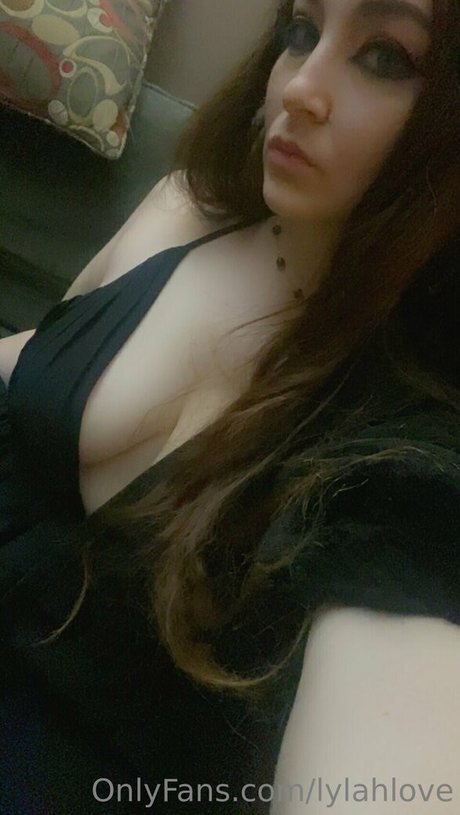 Lylah Love model hot image