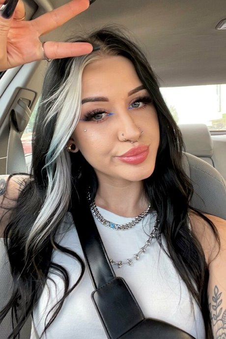 NottUrMommy sexy pornstar picture