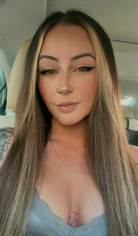 spaceybaby69 model naked photo