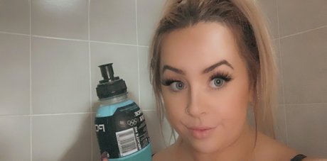 big tits brunette onlyfans nudes picture