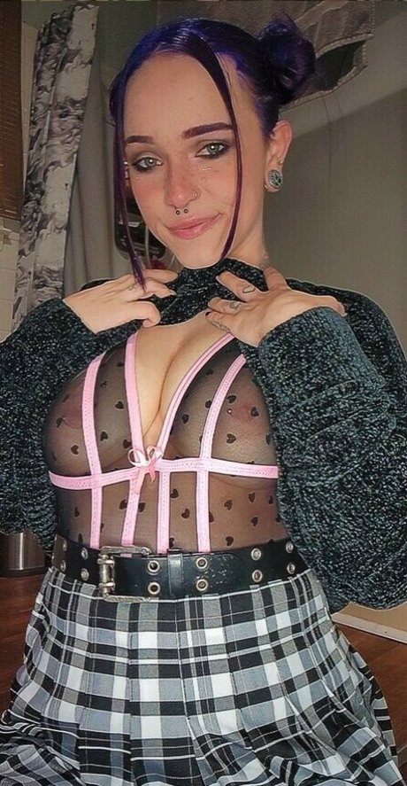 short shxtt19 pretty pornstar pic