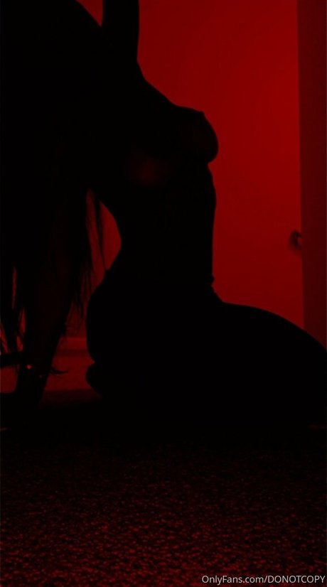 rhondap model perfect images