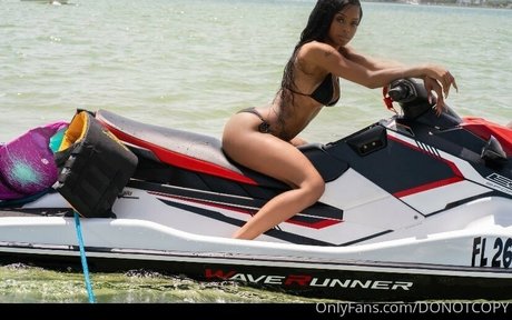 rhondap model pretty pictures