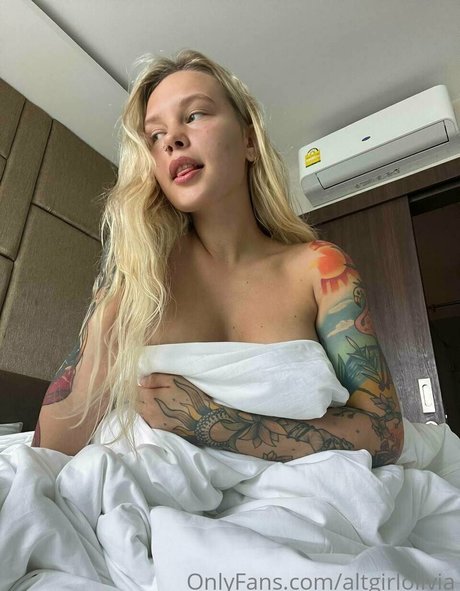 olimooooo star nudes pictures