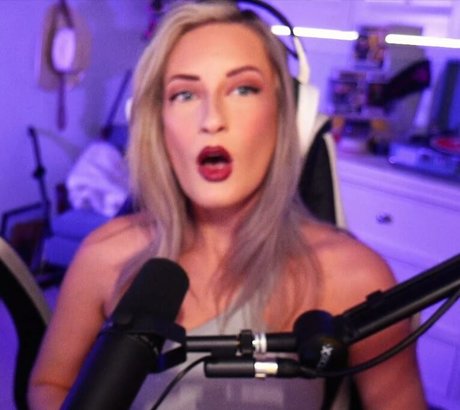 BasicWitGirl xxx star picture