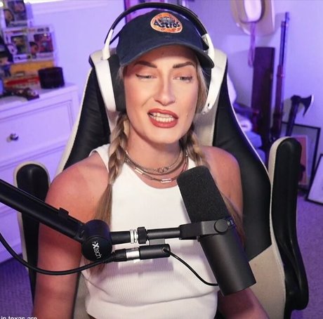 BasicWitGirl nudes pornstar images