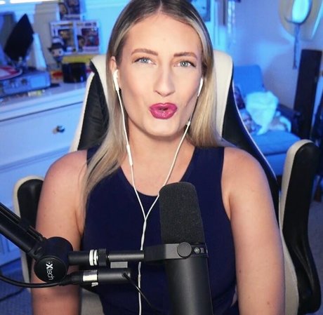 BasicWitGirl pornstar beautiful pictures