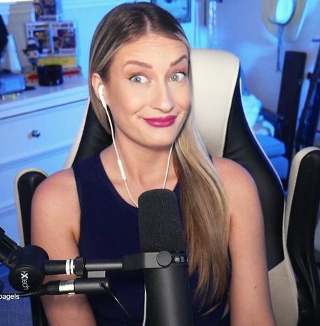 trans free onlyfans hot nude photo