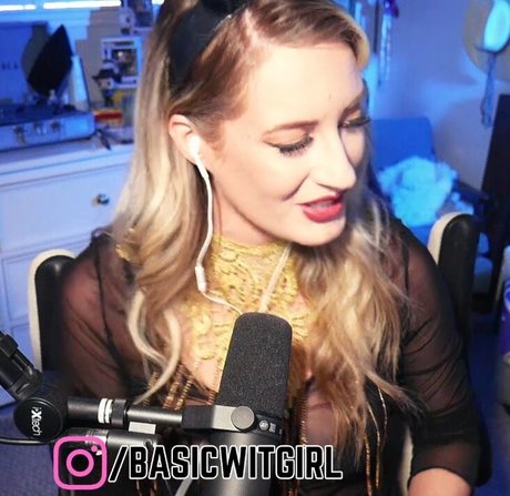 BasicWitGirl pretty star gallery