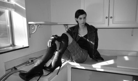 Skatie420 model naked img