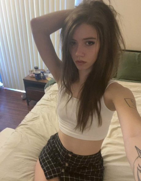 Skatie420 top model picture