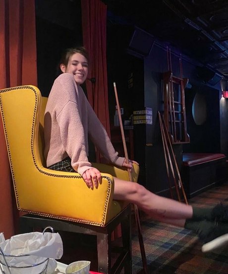 Skatie420 model hot picture