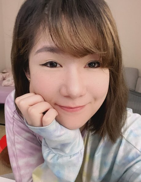 beccatilts model xxx picture