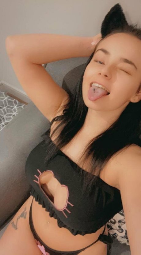 blonde famous onlyfans xxx photos