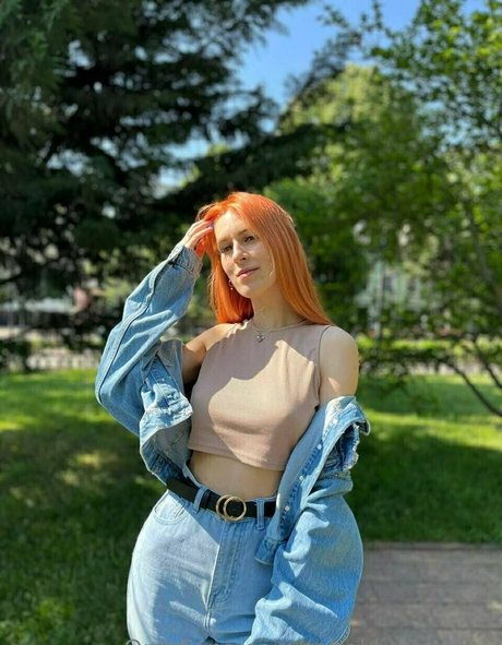 rebekka red fox pornstar adult picture