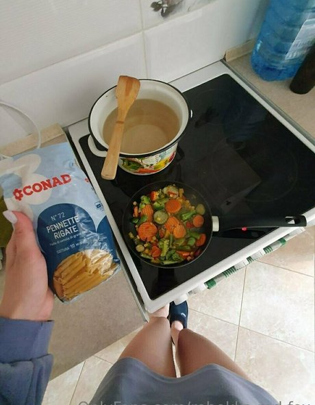 rebekka red fox erotic pornstar pic