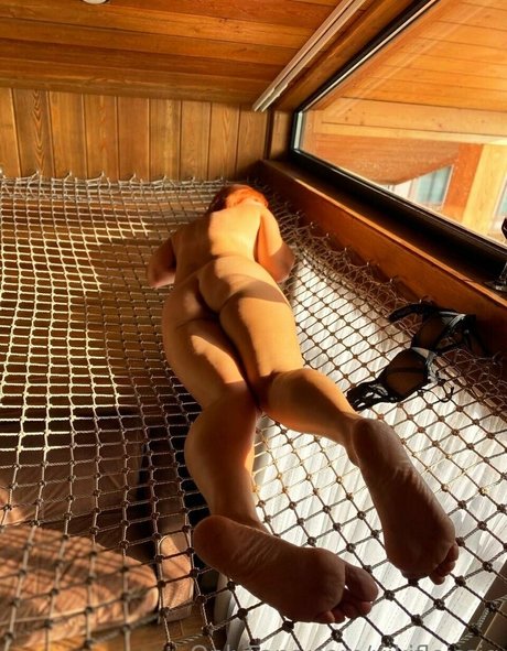 hairy armpits onlyfans nude images