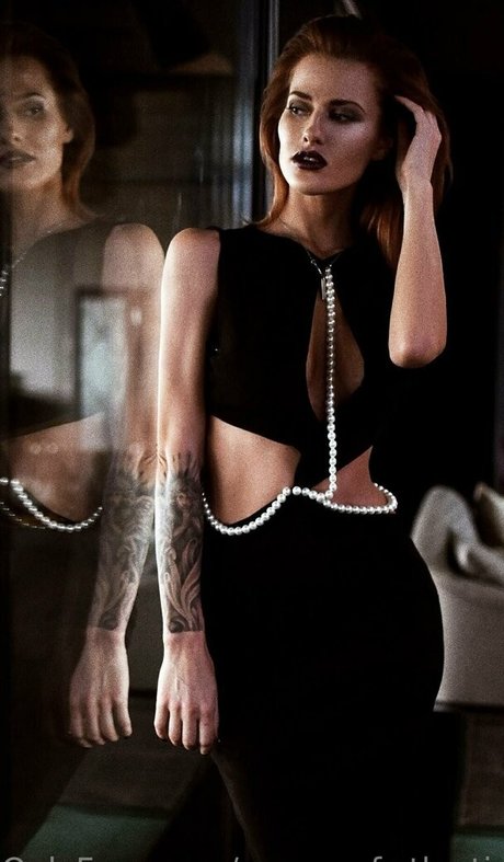 asian blonde onlyfans hot pics