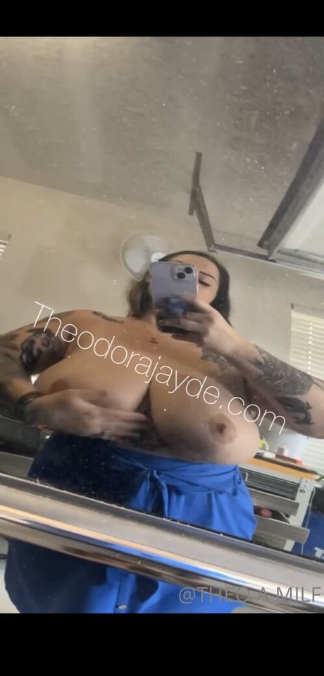 Theodora Jayde model erotic images