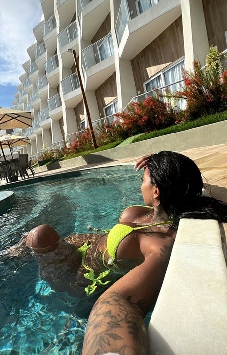 Aryadne Abranches model pornographic galleries