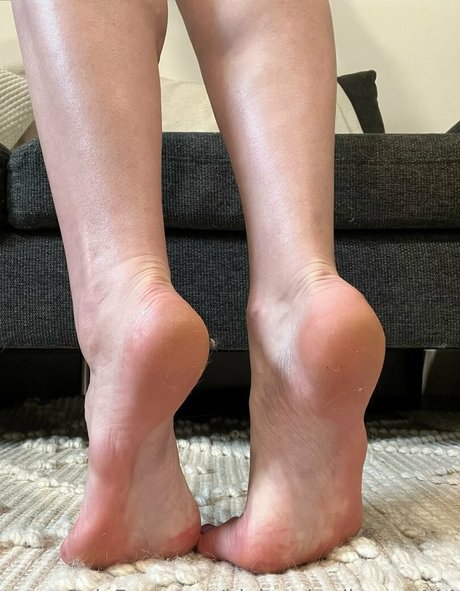 higharchedhoney444 porn star images