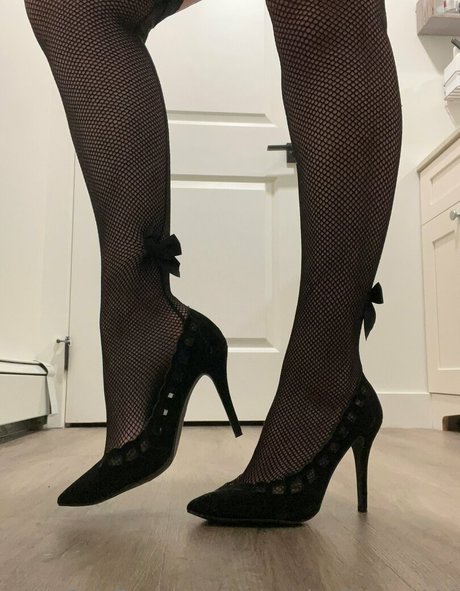 higharchedhoney444 star adult photo