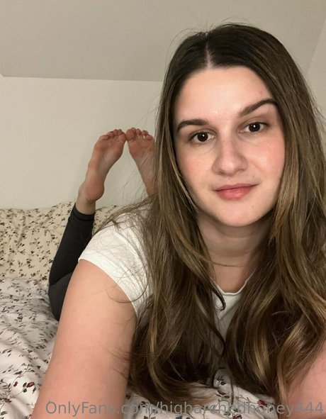 higharchedhoney444 high quality star photo