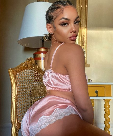 big onlyfans exclusive picture