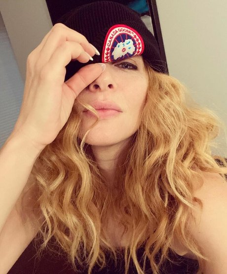 Rachelle Lefevre pornstar sexy photo