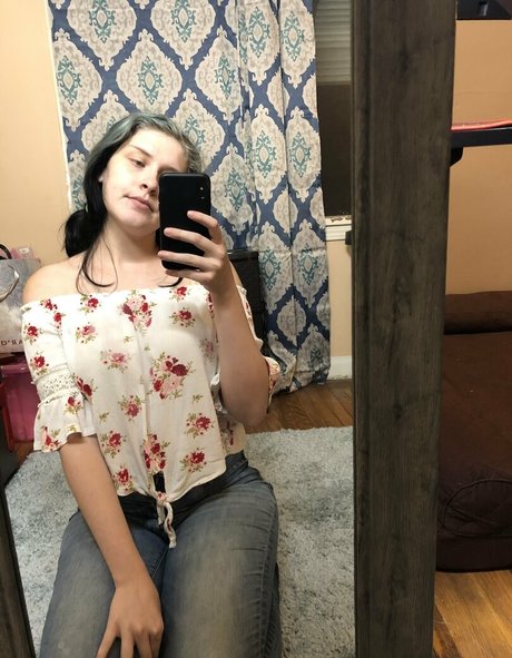 nessajade nude actress images