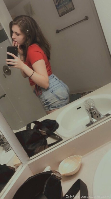 nessajade Profile Photo