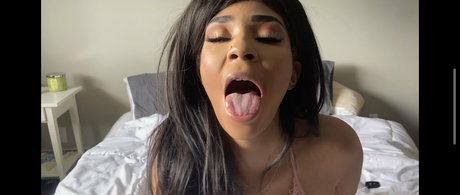 violetfire pretty model img