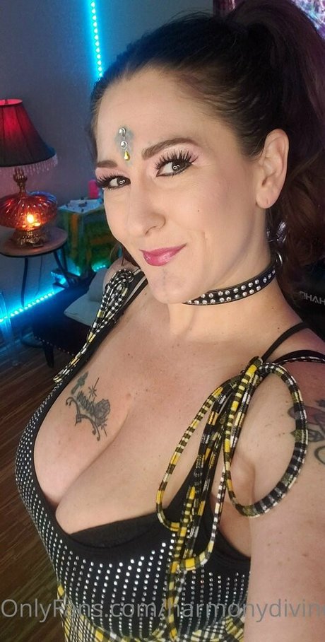 sexual essence perfect model gallery