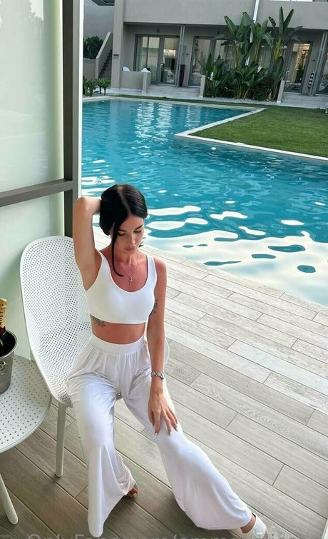 emma elisson erotic model photo