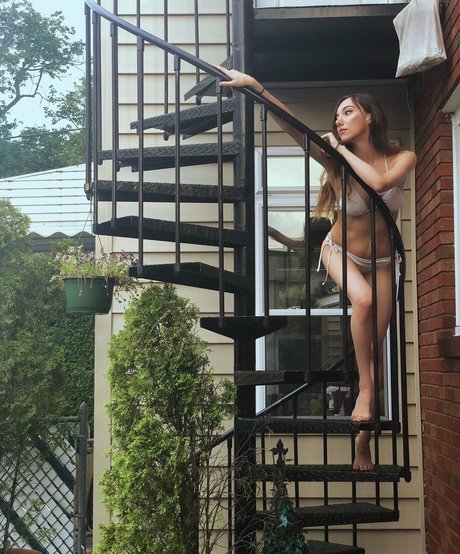 bunny xxx onlyfans free nude galleries