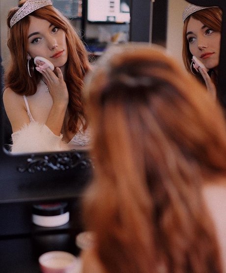 moonstreuxx pornographic actress images